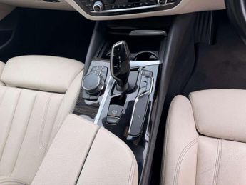 BMW 5 Series 2.0 520d SE Saloon 4dr Diesel Auto Euro 6 (s/s) (190 ps)