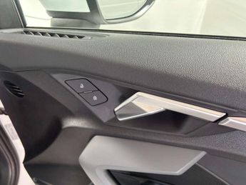 Audi A3 1.4 TFSIe 40 Sport Sportback 5dr Petrol Plug-in Hybrid S Tronic 