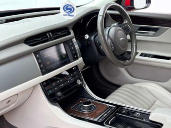Jaguar XF 2.0 XF Portfolio D Auto 4dr