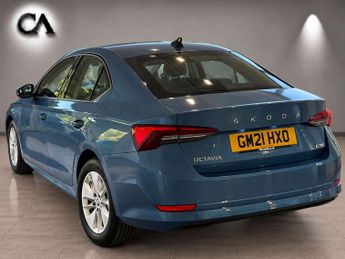 Skoda Octavia 1.0 TSI e-TEC MHEV SE Technology Hatchback 5dr Petrol Hybrid DSG