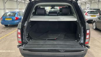 Land Rover Range Rover 4.4 SD V8 Autobiography SUV 5dr Diesel Auto 4WD Euro 6 (s/s) (33