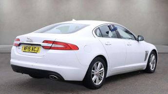 JAGUAR XF 2.2d Luxury Saloon 4dr Diesel Auto Euro 5 (s/s) (163 ps)