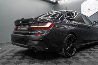 BMW 3 SERIES 3.0 330d M Sport Auto 4dr