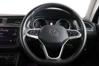 Volkswagen Tiguan 1.5 TSI Life SUV 5dr Petrol DSG Euro 6 (s/s) (150 ps)