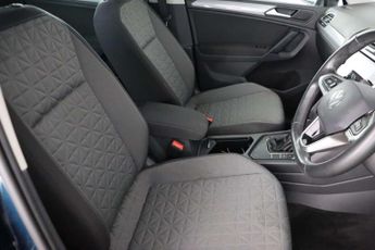 Volkswagen Tiguan 1.5 TSI Life SUV 5dr Petrol DSG Euro 6 (s/s) (150 ps)