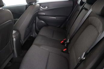 Hyundai KONA 64kWh Premium SUV 5dr Electric Auto (10.5kW Charger) (204 ps)