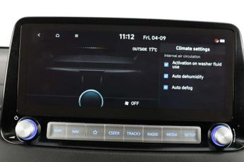 Hyundai KONA 64kWh Premium SUV 5dr Electric Auto (10.5kW Charger) (204 ps)