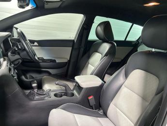 Kia SPORTAGE 1.6 T-GDi GT-Line SUV 5dr Petrol DCT AWD Euro 6 (174 bhp)
