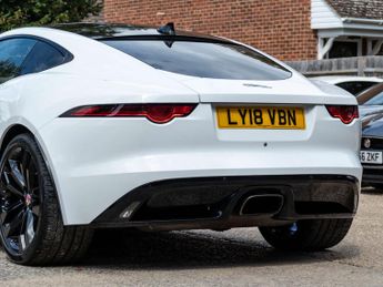 Jaguar F-TYPE 2.0 F-Type I4 R-Dynamic Auto 3dr