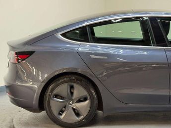 TESLA MODEL 3 Model 3 Long Range AWD 4WD 4dr