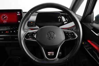 Volkswagen ID.3 Pro Performance 58kWh Family Hatchback 5dr Electric Auto (204 ps