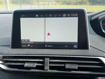 PEUGEOT 3008 1.2 3008 Allure S/S Auto 5dr