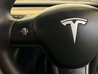 TESLA MODEL Y ModeL Y Long Range AWD 4WD 5dr