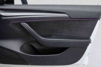 TESLA MODEL 3 Standard Range Plus Saloon 4dr Electric Auto RWD (241 bhp)
