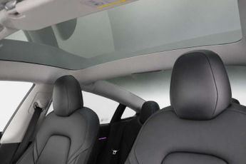 TESLA MODEL 3 Standard Range Plus Saloon 4dr Electric Auto RWD (241 bhp)