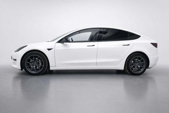 TESLA MODEL 3 Standard Range Plus Saloon 4dr Electric Auto RWD (241 bhp)