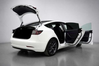 TESLA MODEL 3 Standard Range Plus Saloon 4dr Electric Auto RWD (241 bhp)