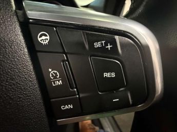LAND ROVER DISCOVERY SPORT 2.0 Discovery Sport Landmark TD4 Auto 4WD 5dr