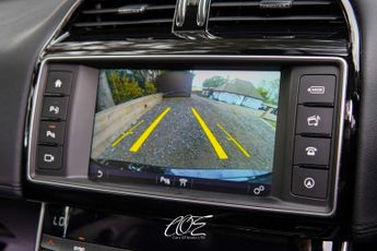JAGUAR XE 2.0 XE Portfolio D AWD Auto 4WD 4dr