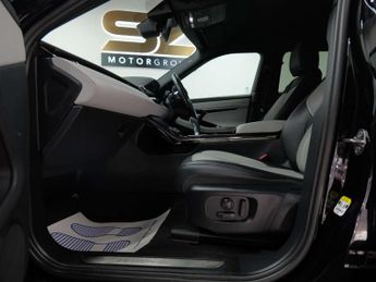 Land Rover Range Rover Evoque 2.0 Range Rover Evoque R-Dynamic SE D Auto 4WD 5dr