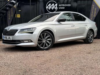 SKODA SUPERB 2.0 Superb Laurin & Klement TDI Semi-Auto 5dr
