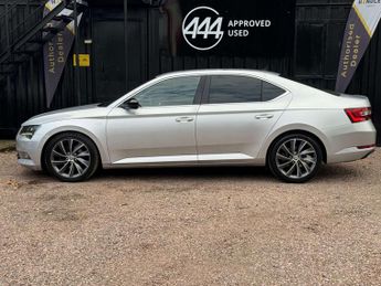 SKODA SUPERB 2.0 Superb Laurin & Klement TDI Semi-Auto 5dr