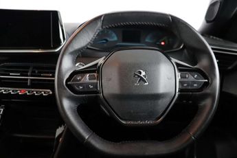Peugeot E-2008 50kWh Active Premium + SUV 5dr Electric Auto (7kW Charger) (136 