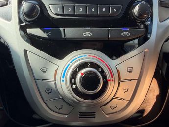 HYUNDAI IX20 1.6 ix20 Active Auto 5dr