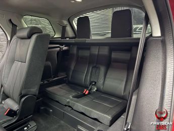 Land Rover Discovery Sport 2.0 TD4 HSE Black SUV 5dr Diesel Auto 4WD Euro 6 (s/s) (180 ps)