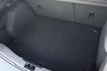 Ford FOCUS 1.5 TDCi Zetec Edition Hatchback 5dr Diesel Powershift Euro 6 (s