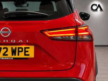 Nissan Qashqai 1.3 DIG-T MHEV Acenta Premium SUV 5dr Petrol Hybrid XTRON Euro 6