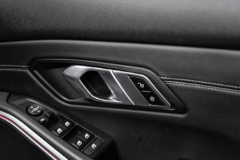 BMW 3 SERIES 2.0 320d M Sport MHEV Auto 5dr
