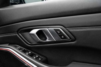 BMW 3 SERIES 2.0 320d M Sport MHEV Auto 5dr