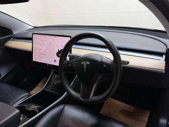 TESLA MODEL 3 Model 3 Long Range AWD 4WD 4dr