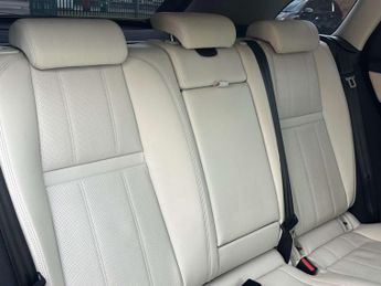 Land Rover RANGE ROVER VELAR 2.0 Range Rover Velar S D180 Auto 4WD 5dr