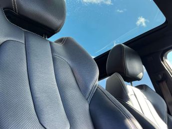 Land Rover RANGE ROVER EVOQUE 2.2 Range Rover Evoque Dynamic SD4 4WD 5dr