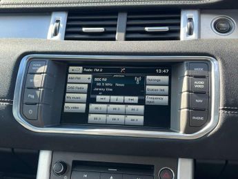 Land Rover RANGE ROVER EVOQUE 2.2 Range Rover Evoque Dynamic SD4 4WD 5dr