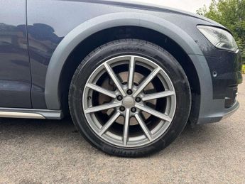 Audi A6 Allroad 3.0 TDI V6 Sport Estate 5dr Diesel S Tronic quattro Euro 6 (s/s)