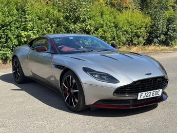 Aston Martin DB11 