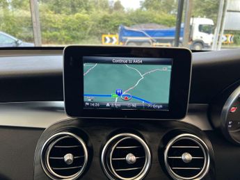 MERCEDES-BENZ GLC 2.1 GLC 220 D 4Matic AMG Line Premium Auto 4WD 5dr