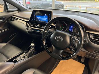 TOYOTA C-HR 1.8 C-HR Excel HEV CVT 5dr