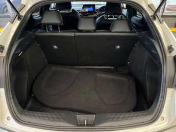 TOYOTA C-HR 1.8 C-HR Excel HEV CVT 5dr
