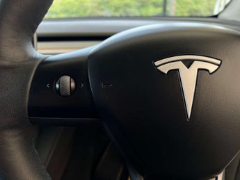 TESLA MODEL Y ModeL Y Long Range AWD 4WD 5dr