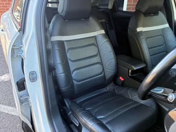 CITROEN C4 e-C4 Shine+ 5dr