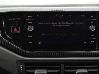 VOLKSWAGEN POLO 1.0 Polo Life TSi Semi-Auto 5dr