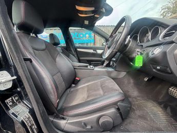 Mercedes-Benz C Class 2.1 C220 CDI AMG Sport Plus Saloon 4dr Diesel G-Tronic+ Euro 5 (