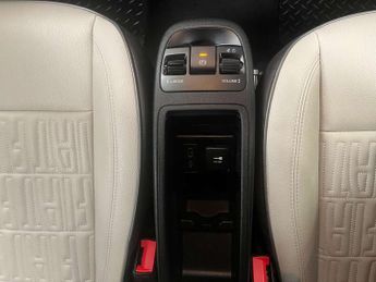FIAT 500E 500e La Prima 3dr