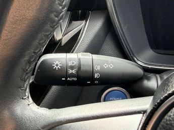 TOYOTA Corolla 1.8 VVT-h GPF Icon Tech Hatchback 5dr Petrol Hybrid CVT Euro 6 (