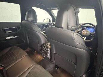 MERCEDES-BENZ GLC 2.0 GLC300e 31.2kWh Urban Edition SUV 5dr Petrol Plug-in Hybrid 