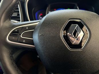 RENAULT KOLEOS 2.0 Koleos Signature Nav dCi 4x4 CVT 4WD 5dr